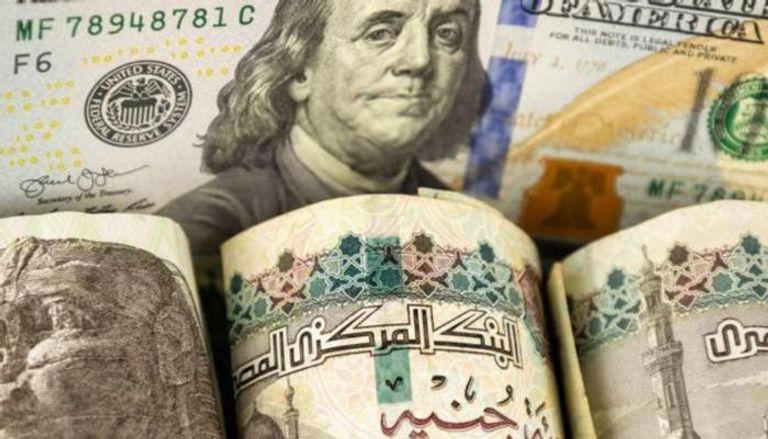 الدولار يهبط إلى أدنى مستوى خلال 18 شهراً بتعاملات 27 أكتوبر 2025